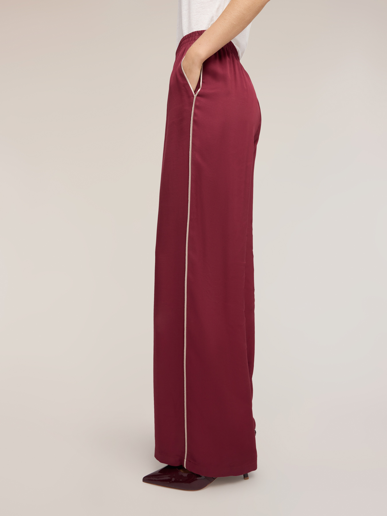Palazzo pants in viscose twill image number 3