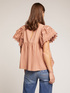 Blusa con bordados calados image number 1