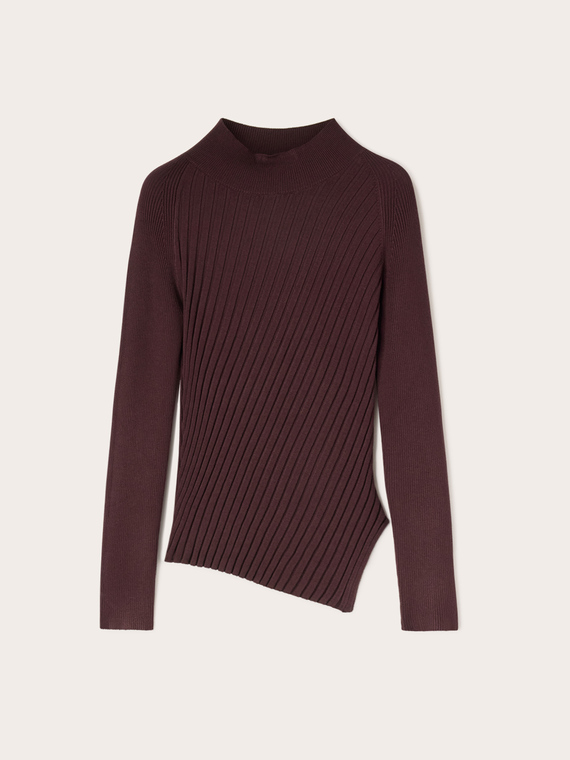 Rippstrick-Pullover mit diagonalen Rippen und asymmetrischem Saum