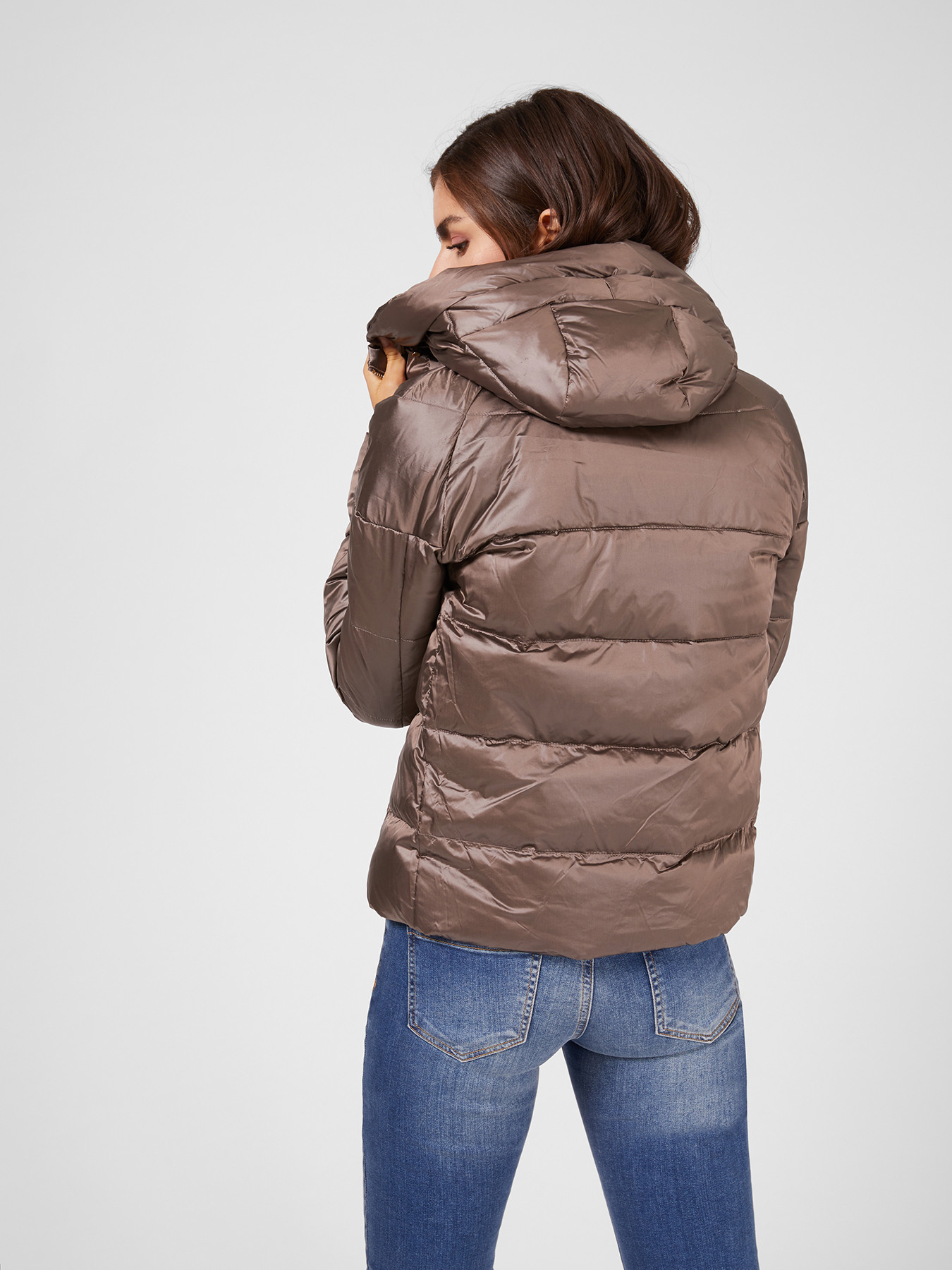 Piumino boxy vera piuma image number 1