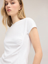 T-Shirt mit asymmetrischer seitlicher Drapierung image number 2