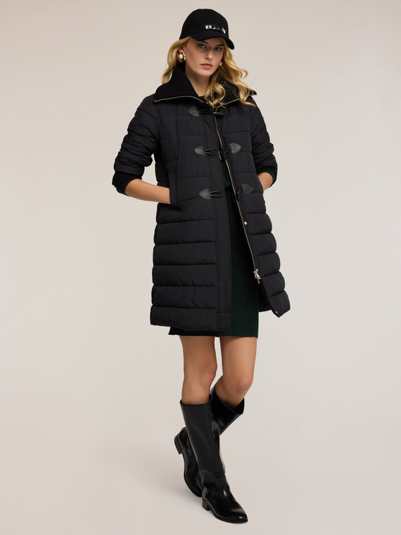 Daunenjacke mit Strickkragen