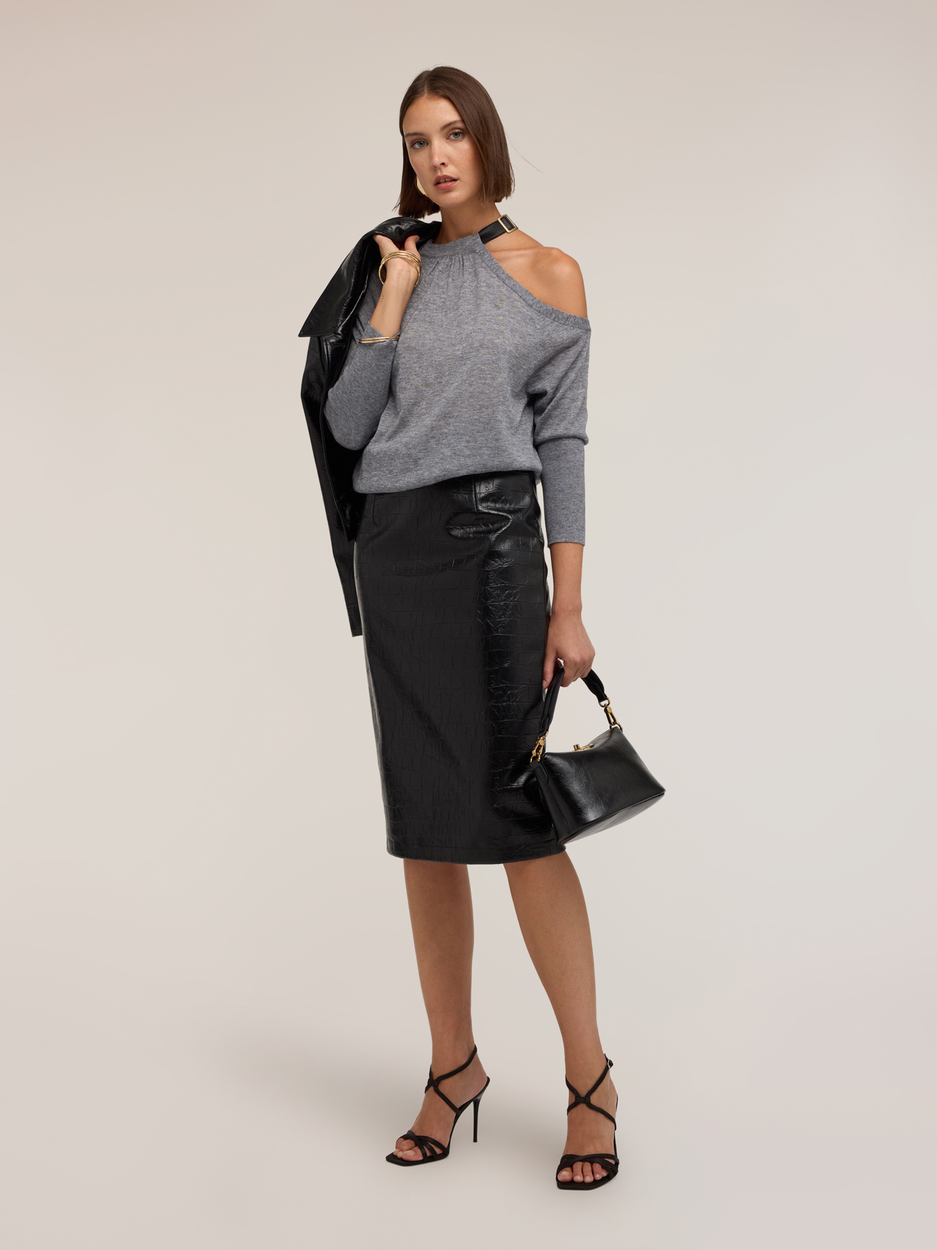Maglia in misto lana con cut-out sulla spalla image number 2