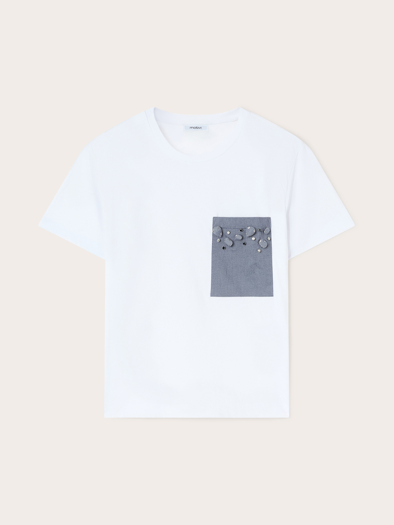 T-shirt with pocket with stones and rhinestones image number 4