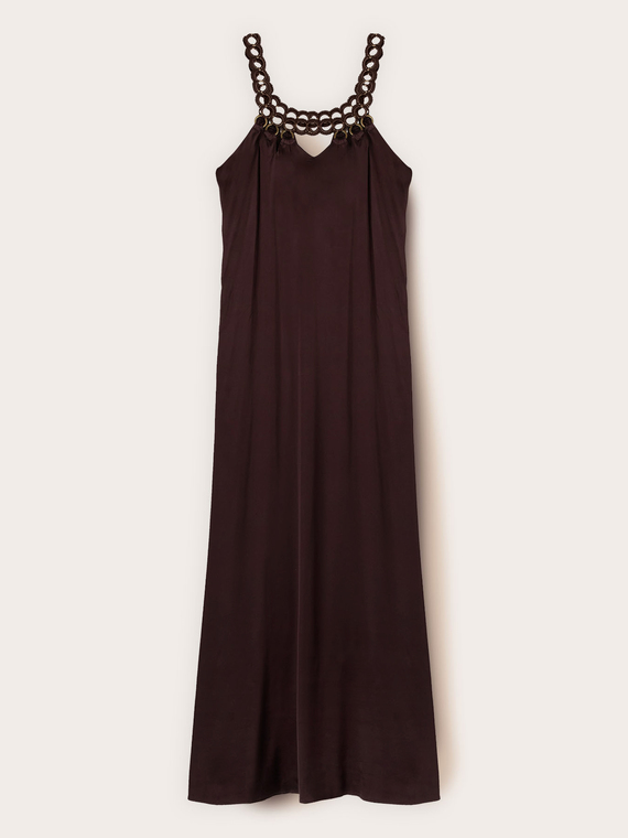 Robe longue en satin avec d&eacute;tail m&eacute;tallique