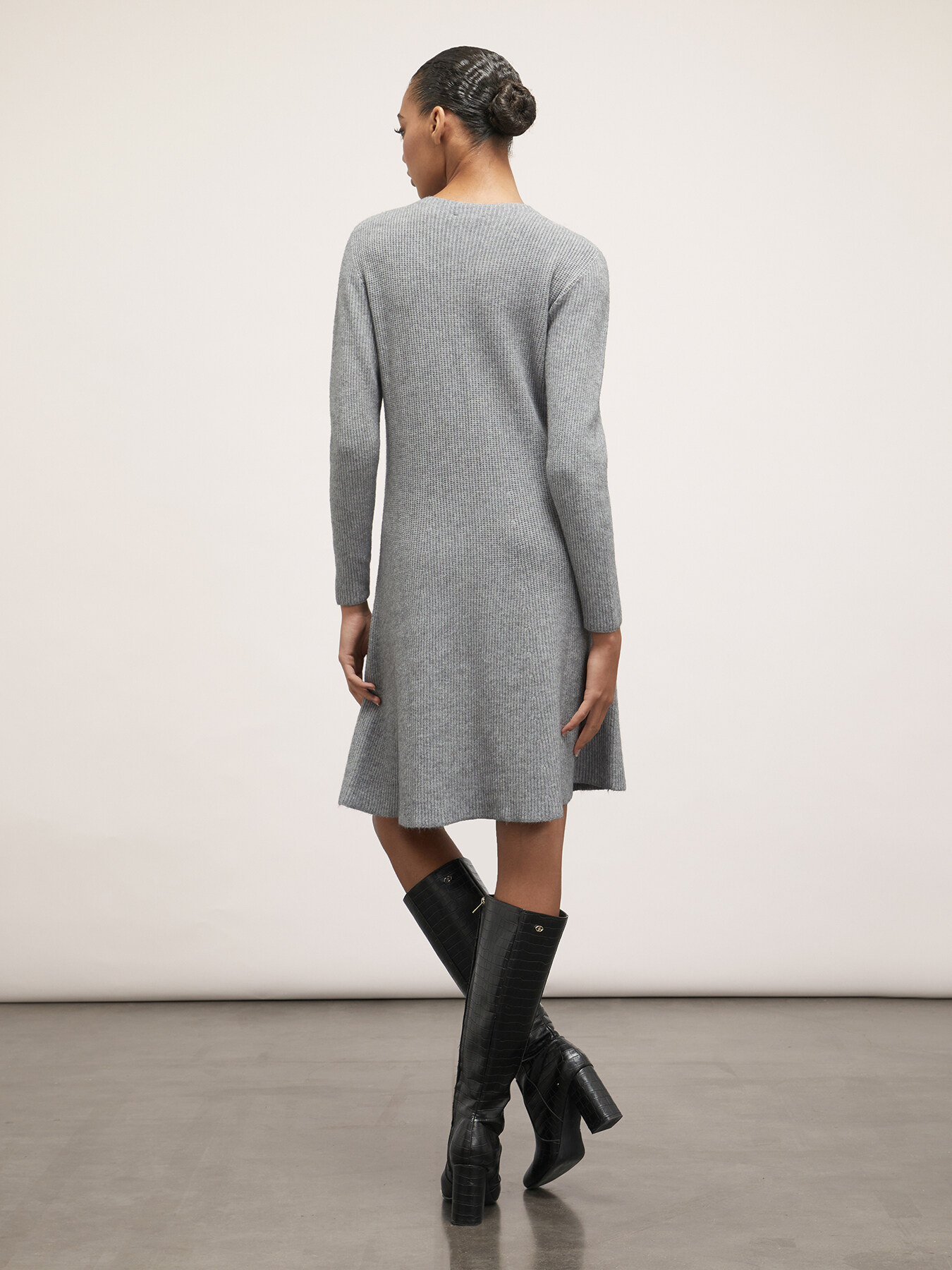 Vestido de punto image number 2