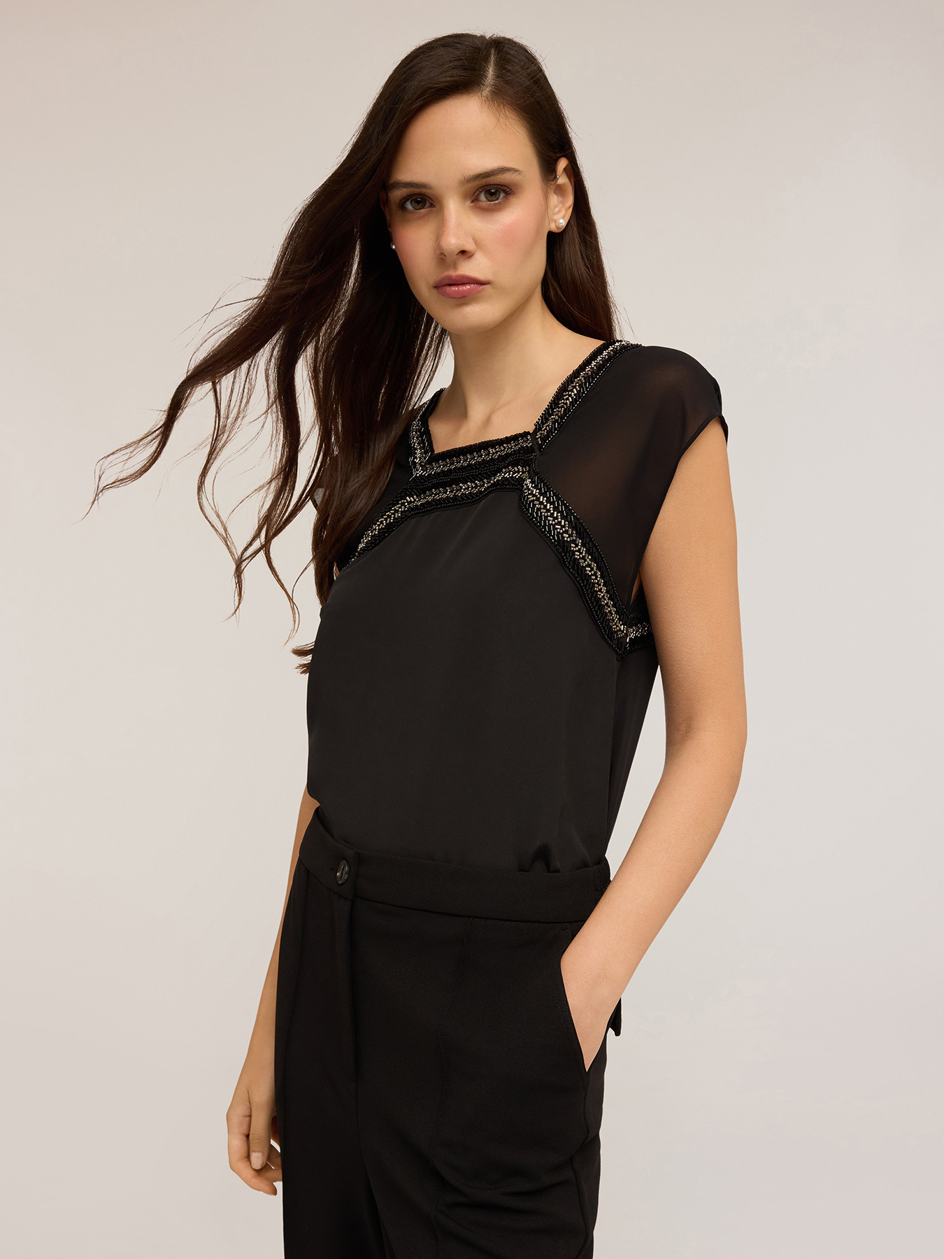 Embroidered fluid blouse image number 0