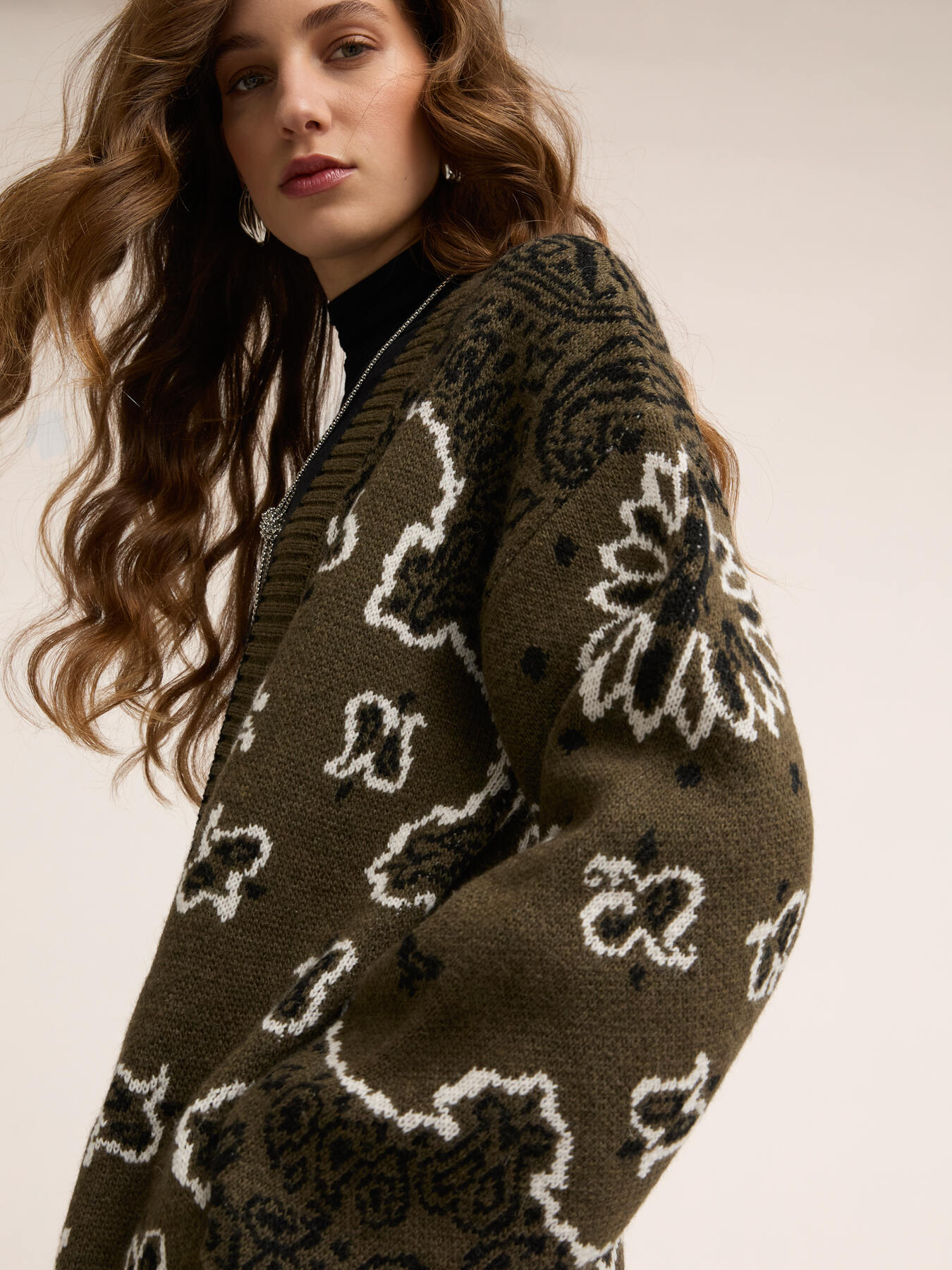 Jacquard knit cardigan over image number 3