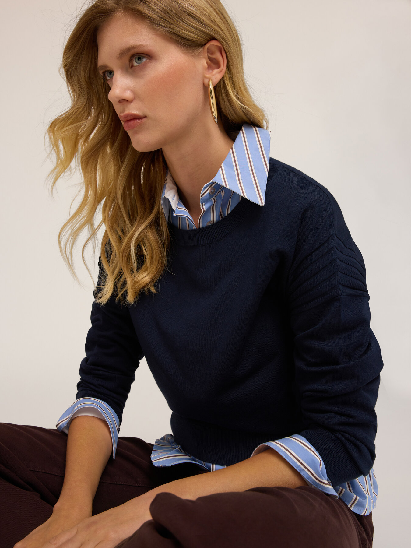 Oversized viscose sweater image number 3