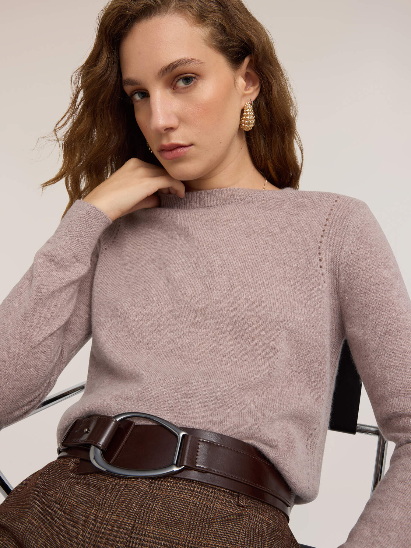 Heavy cashmere crew neck sweater image number 3