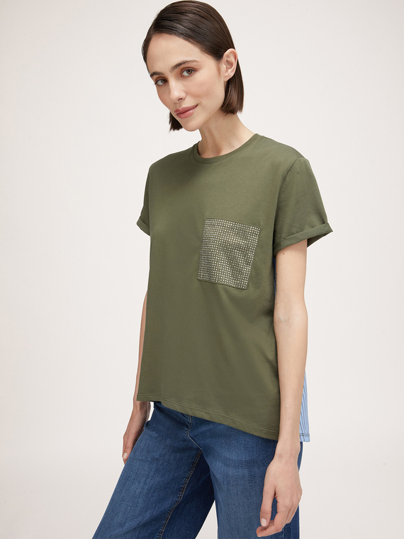 Dual-material T-shirt with rhinestone pocket