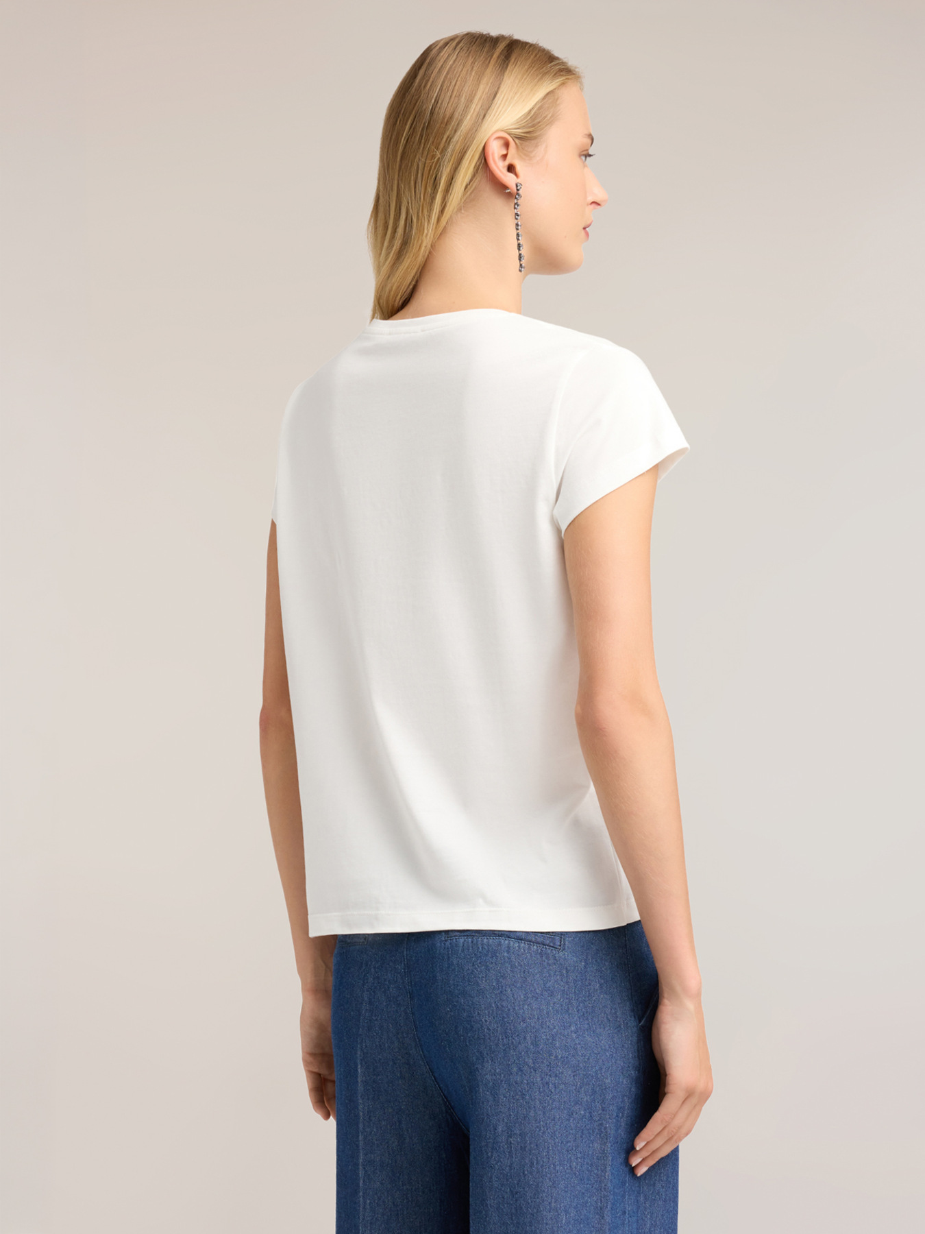 Tricou cu inscripție și broderie cu pietre image number 1