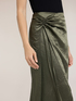 Jupe en satin avec drap&eacute; image number 3