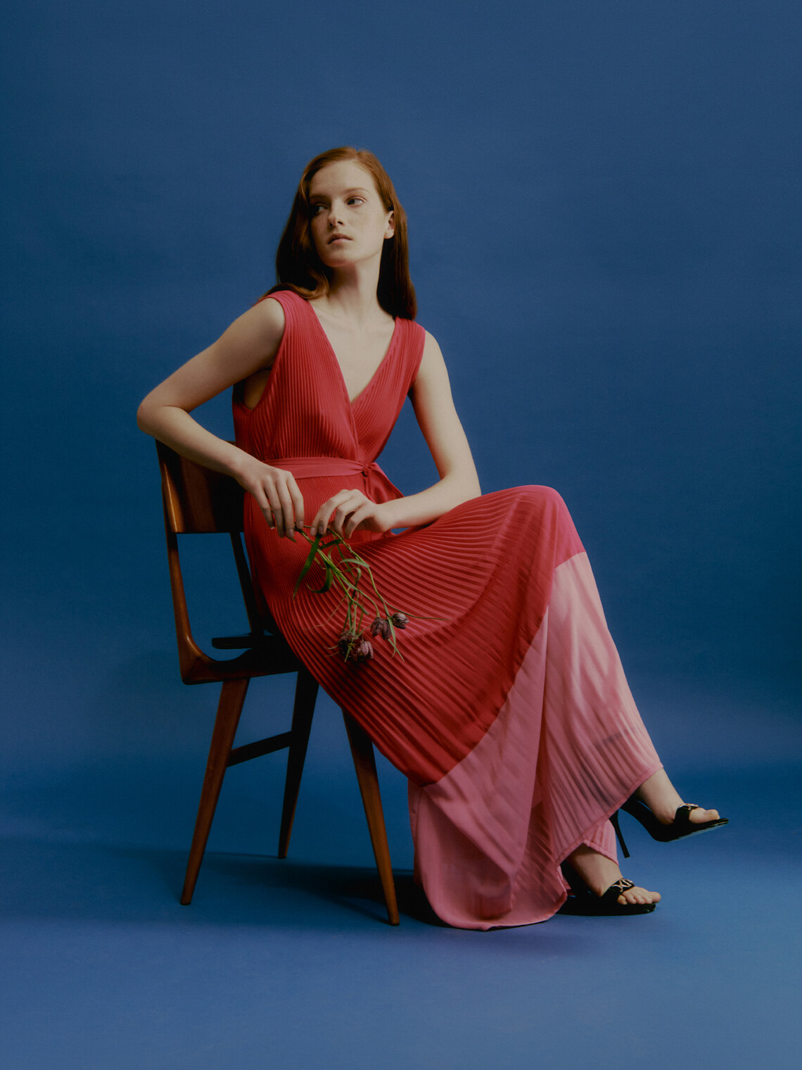 Vestito lungo bicolor con lavorazione plissé - Motivi.com