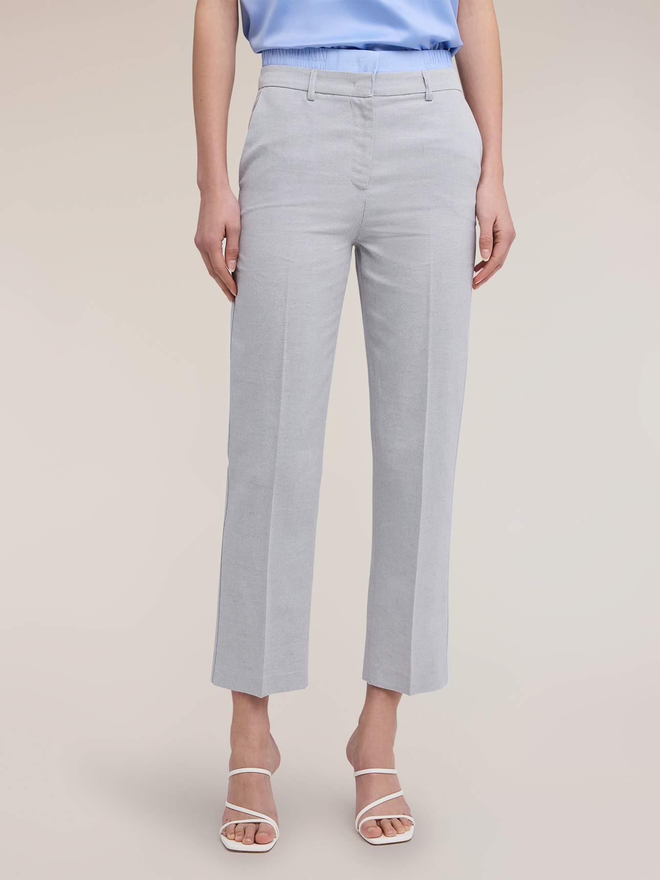 Pantaloni chino a vita alta image number 2