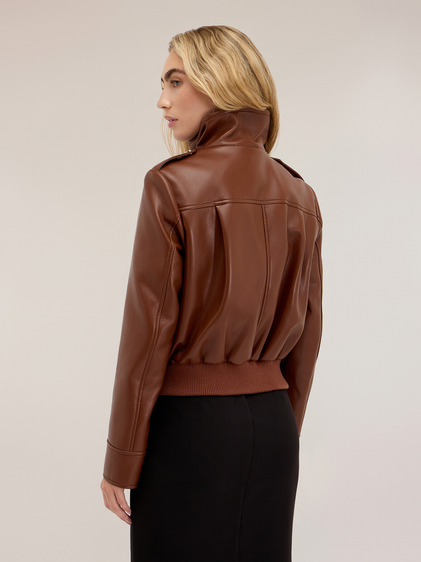 Blouson court avec col montant et zip image number 1