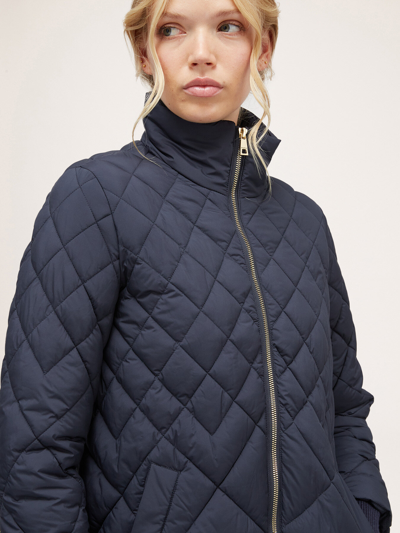 Diamond quilted padded jacket image number 2