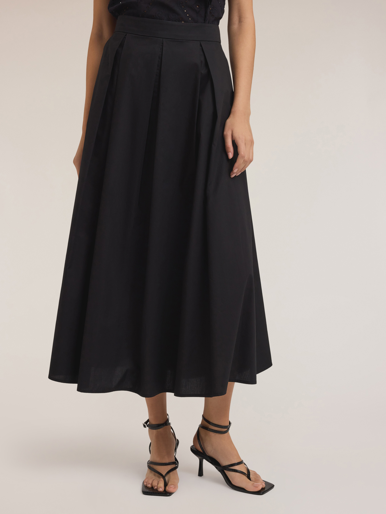 Gonna midi con pieghe a soffietto image number 2