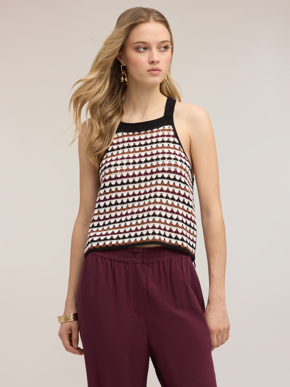 Geh&auml;keltes Crop-Top