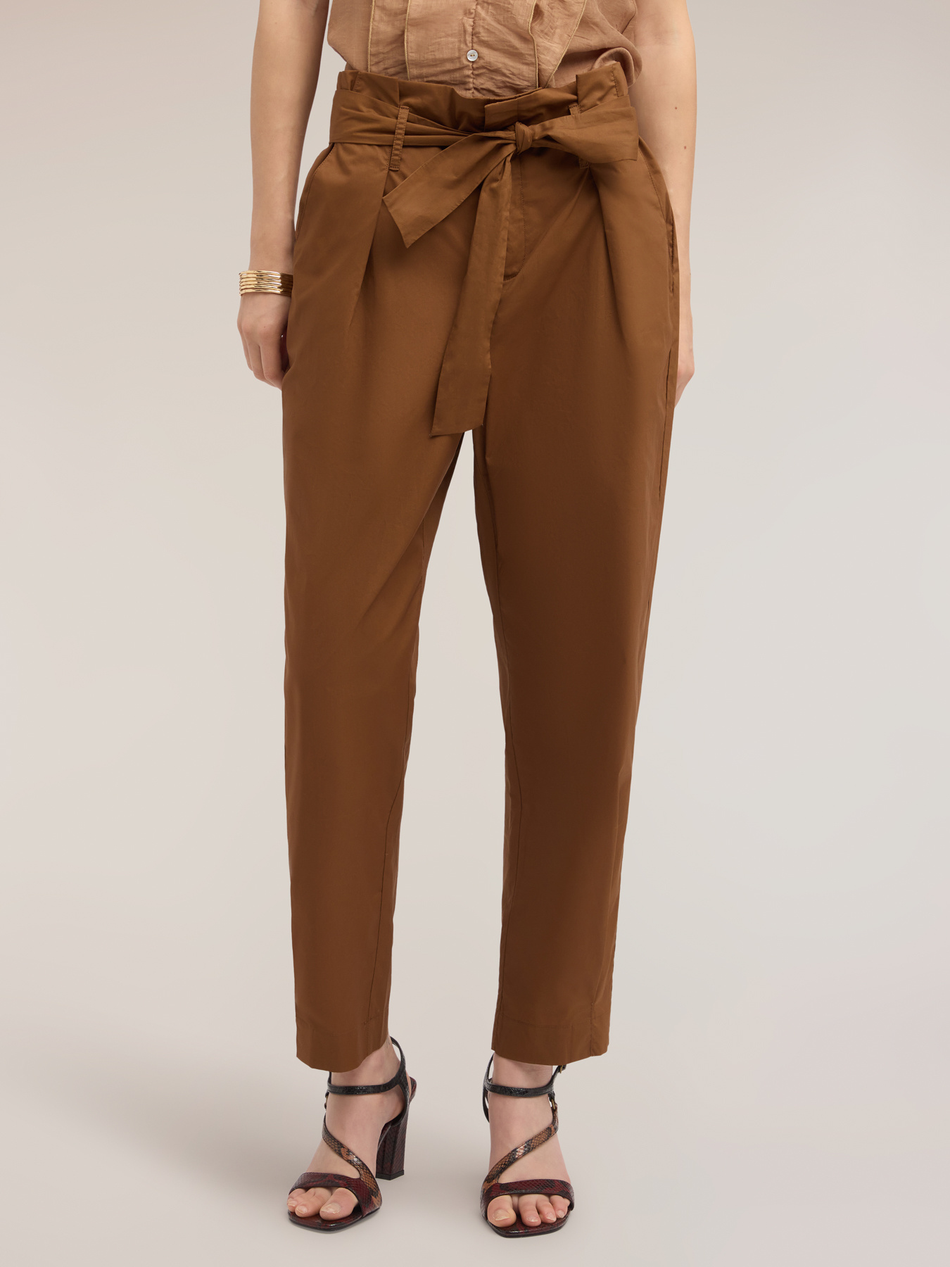 Hose aus Popeline mit Paper-Bag-Bund image number 3