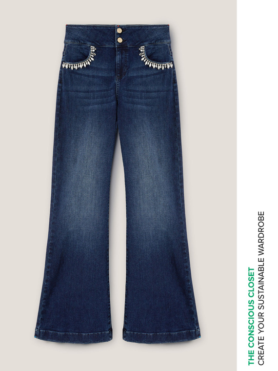 Loose jeans with crystal stone embroidery