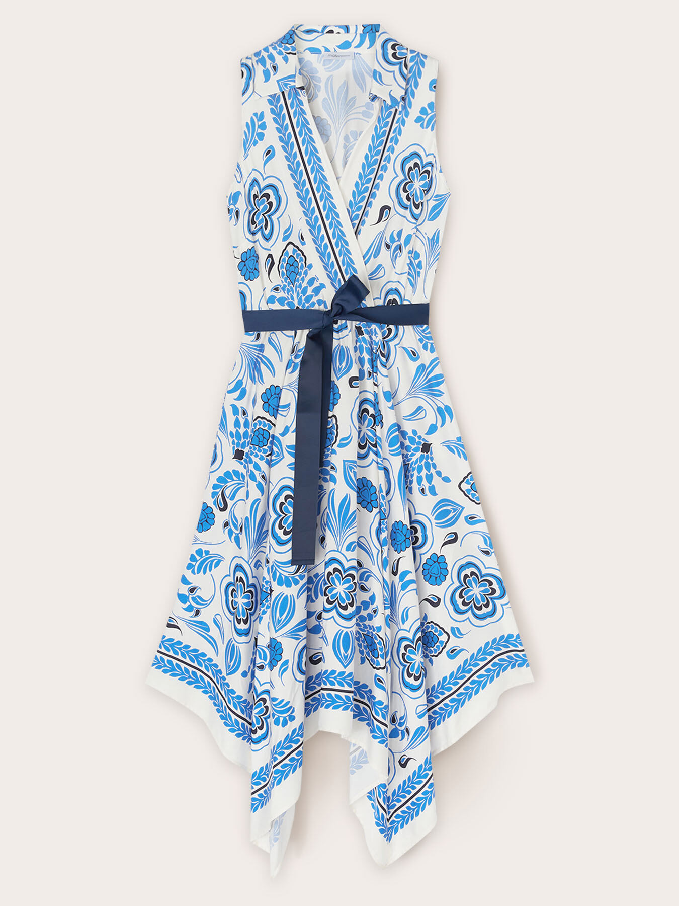 Dress with scarf pattern and asymmetrical hem image number 4