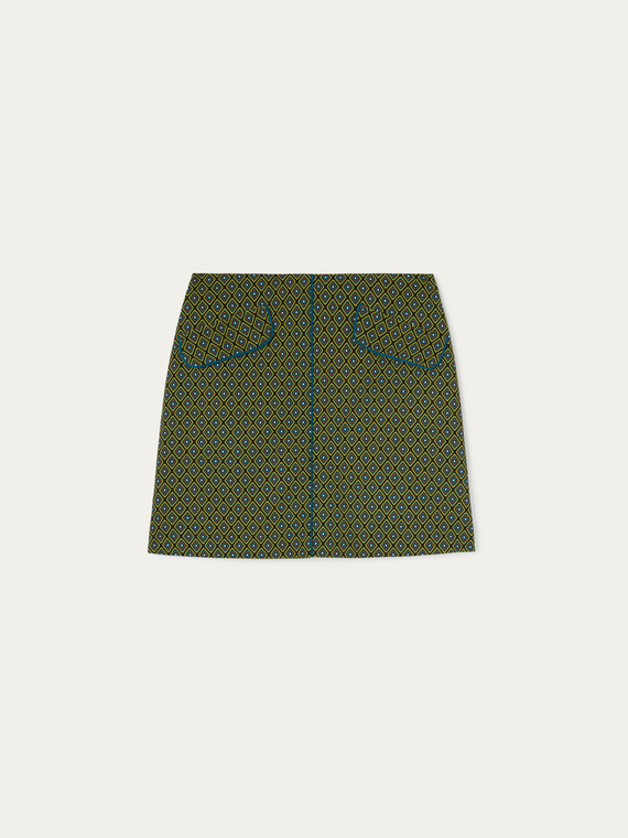 Short skirt with geometric pattern and flap pockets