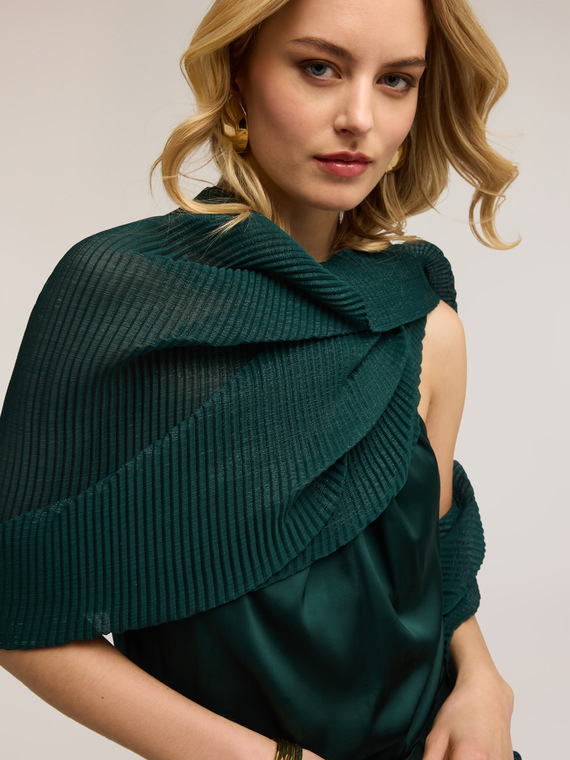 Pleated lurex scarf