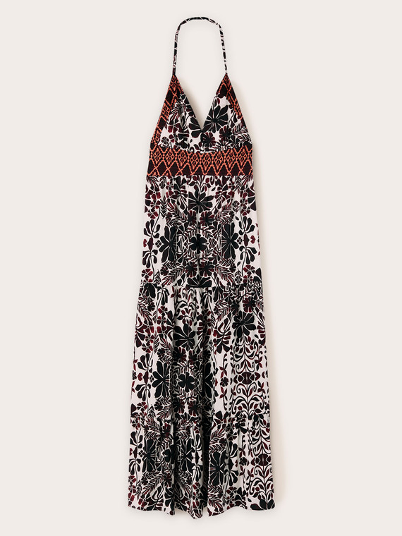 Langes Sommerkleid mit ethnischem Muster