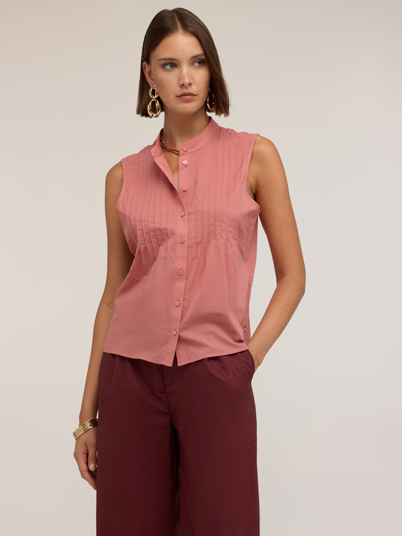 Bluse aus plissiertem Voile mit Stehkragen