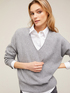Maglia scollo a v image number 2