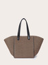 Shopping bag effetto stuoia con manici image number 2