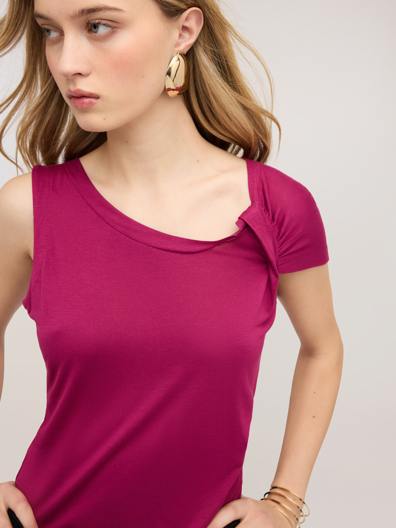 Asymmetric draped top image number 0