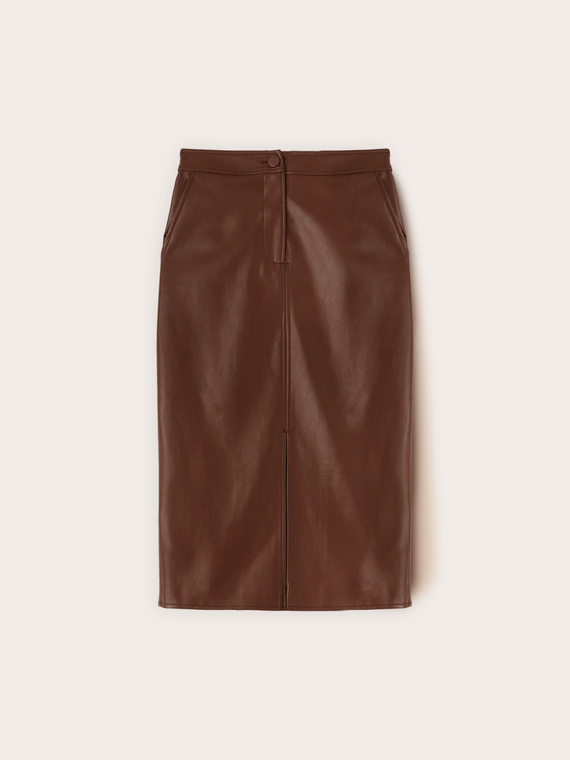 Pencil skirt in coated fabric