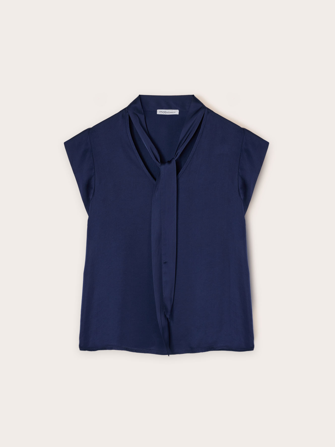 Satinbluse mit Schleife image number 4