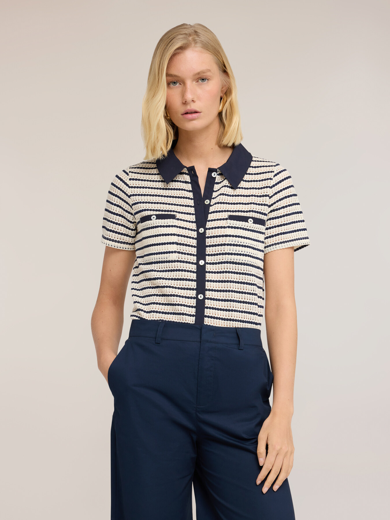 Striped t-shirt with contrast collar image number 2