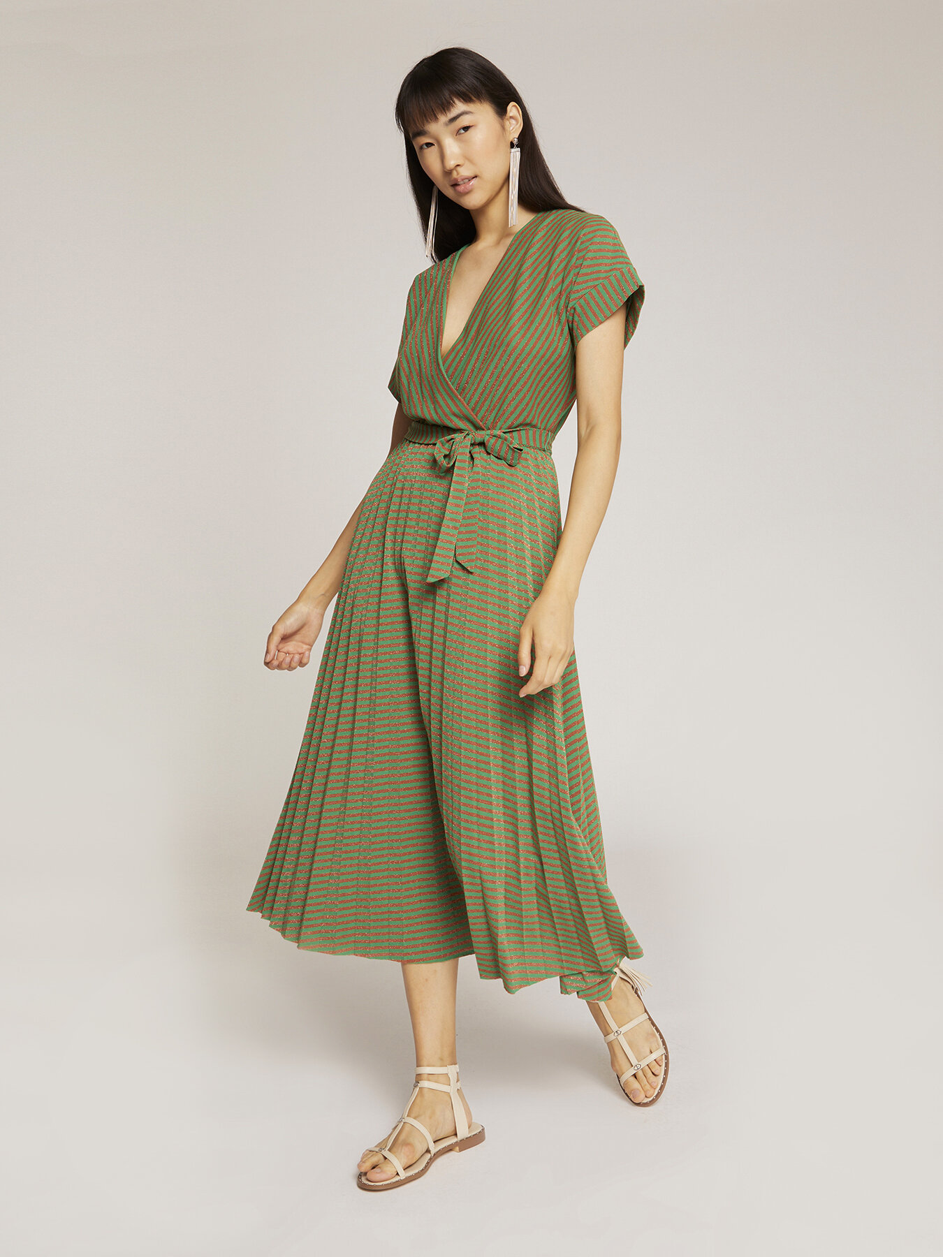 Langes Plisseekleid aus Jersey mit Lurex-Streifen image number 0