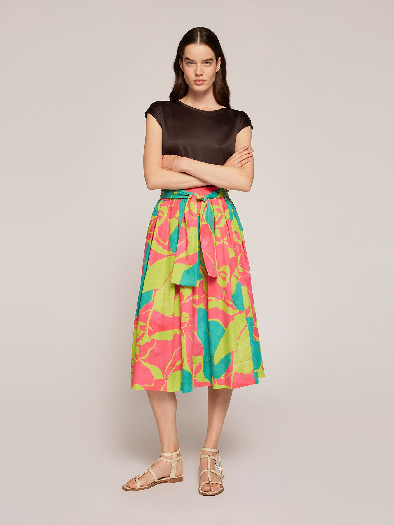Falda circular con fajín estampado floral image number 0