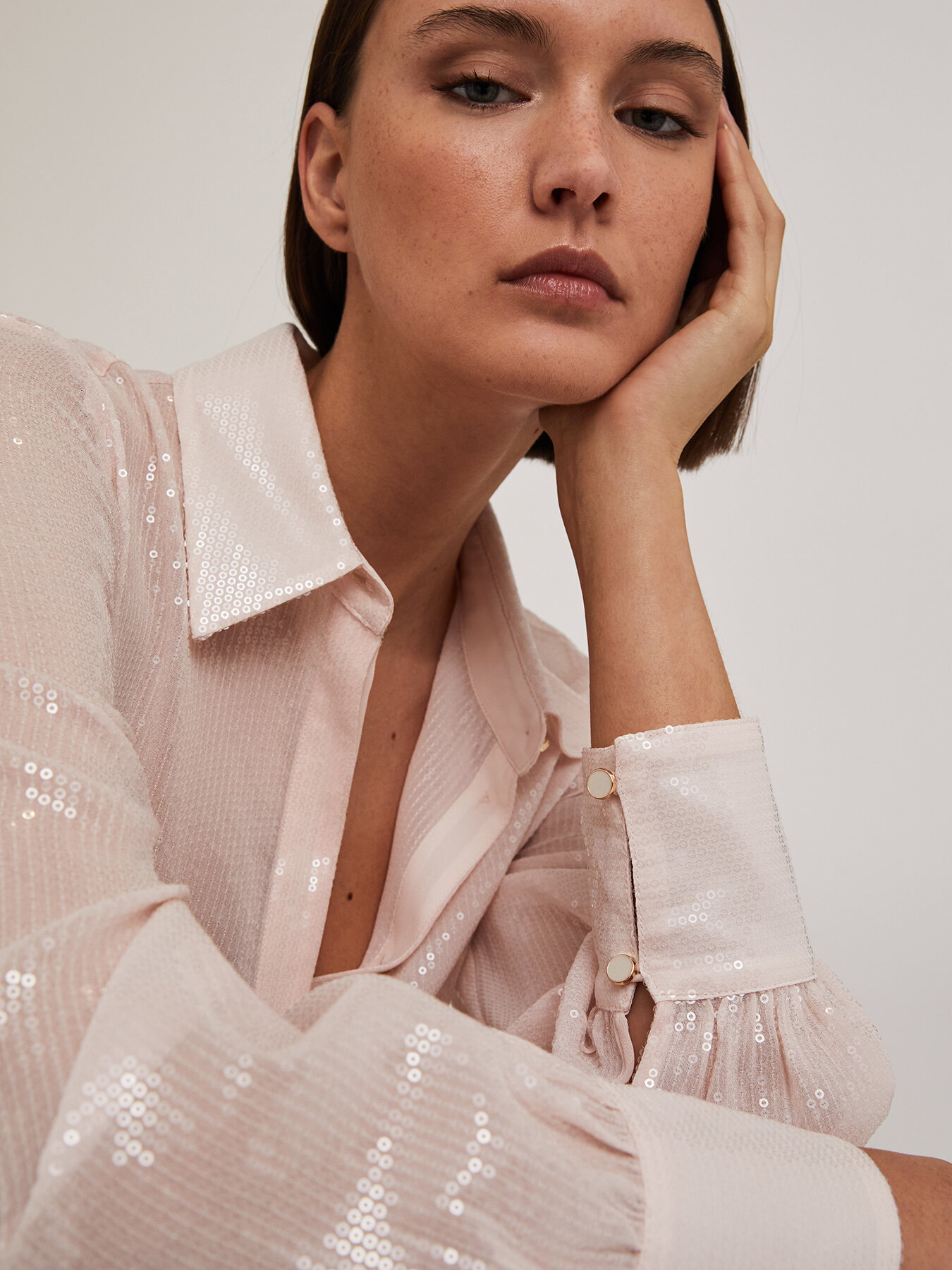 Full-sequin tulle shirt image number 2