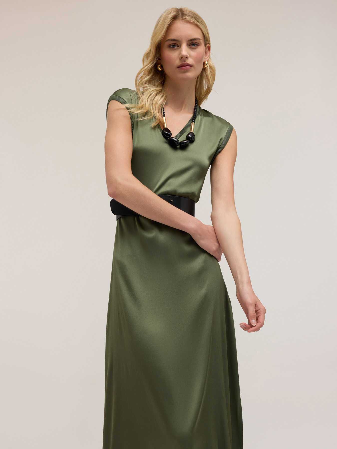 Long satin dress image number 2