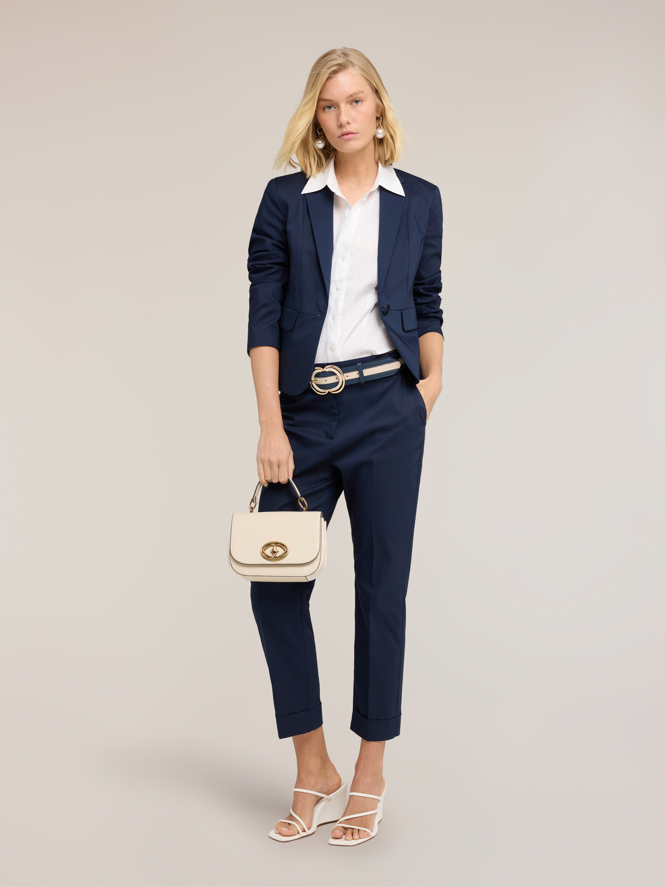 Tailored blazer in cotton blend image number 0