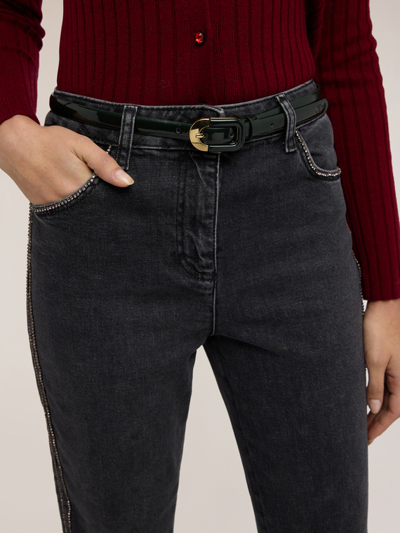 Belt with metal buckle