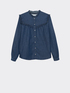 Camisa con detalle de canes&uacute; de tela vaquera image number 3