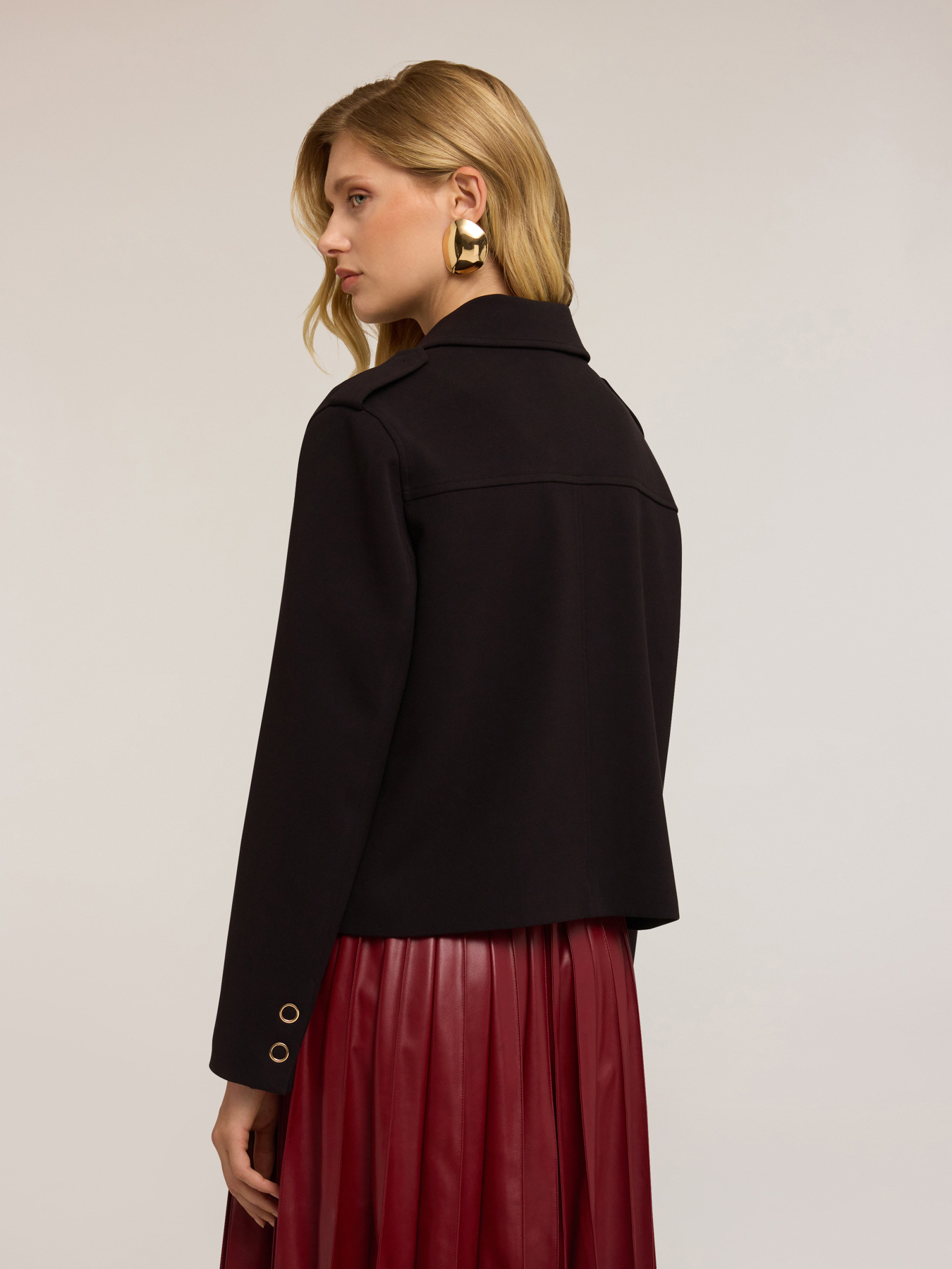 Veste en mélange de viscose avec pattes d'épaule image number 1