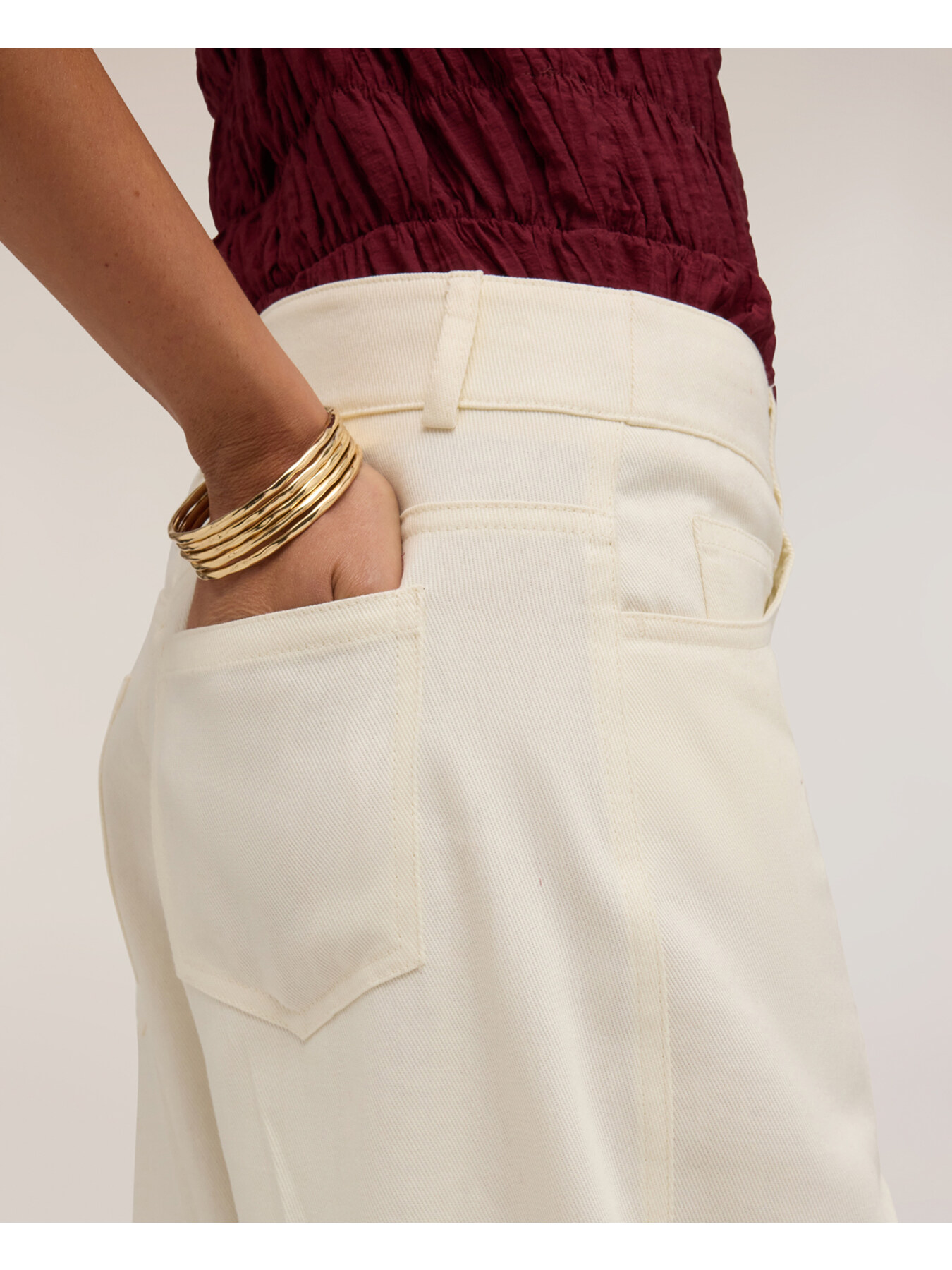 Cropped barrel leg pants in cotton drill image number 3