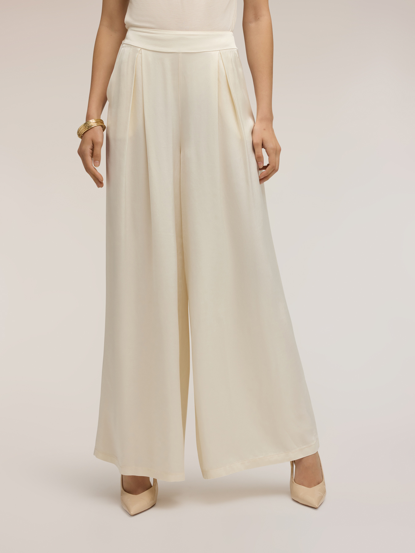 Palazzo pants in viscose satin image number 2