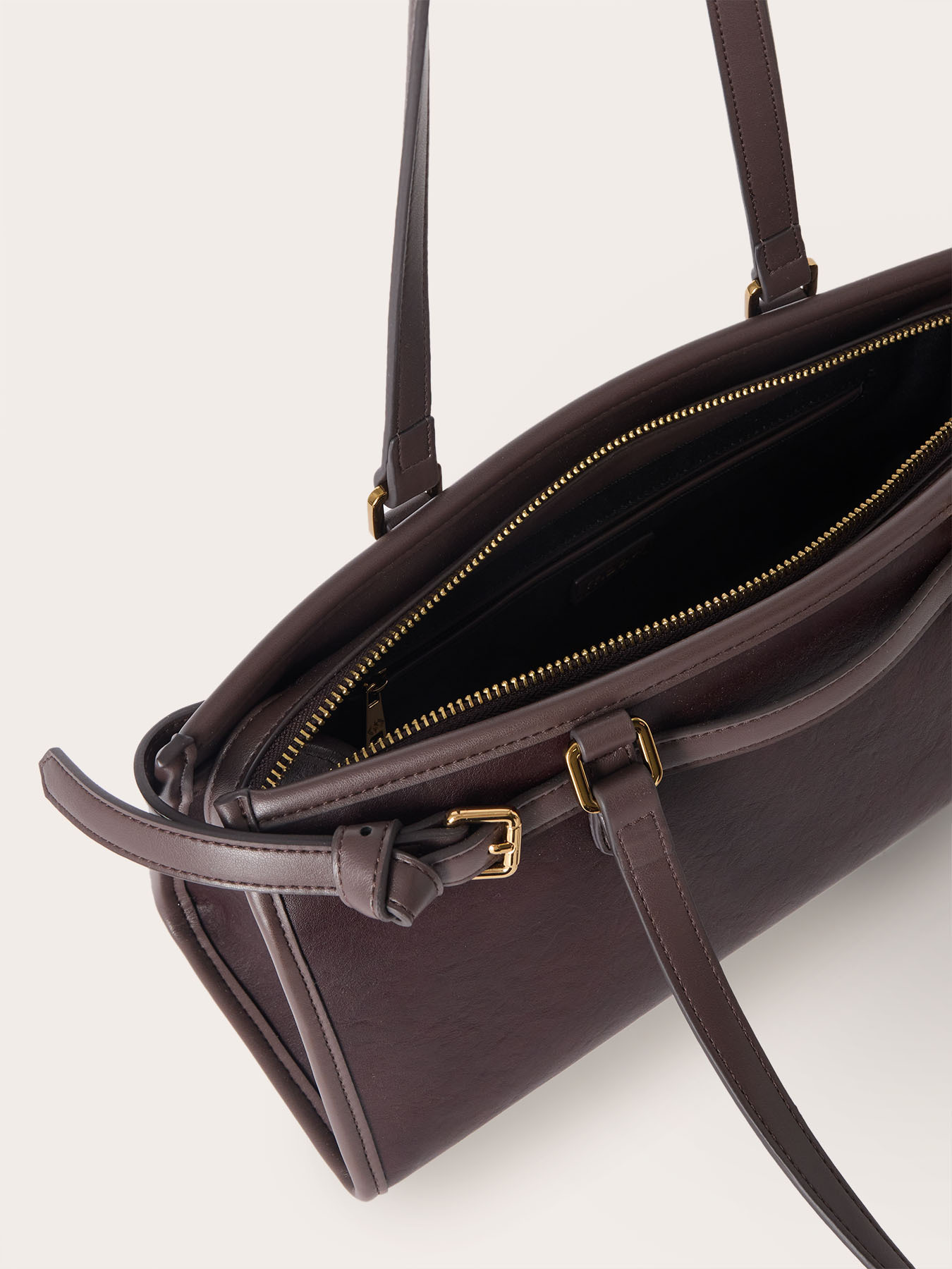 Shopper bag with metal buckles image number 3