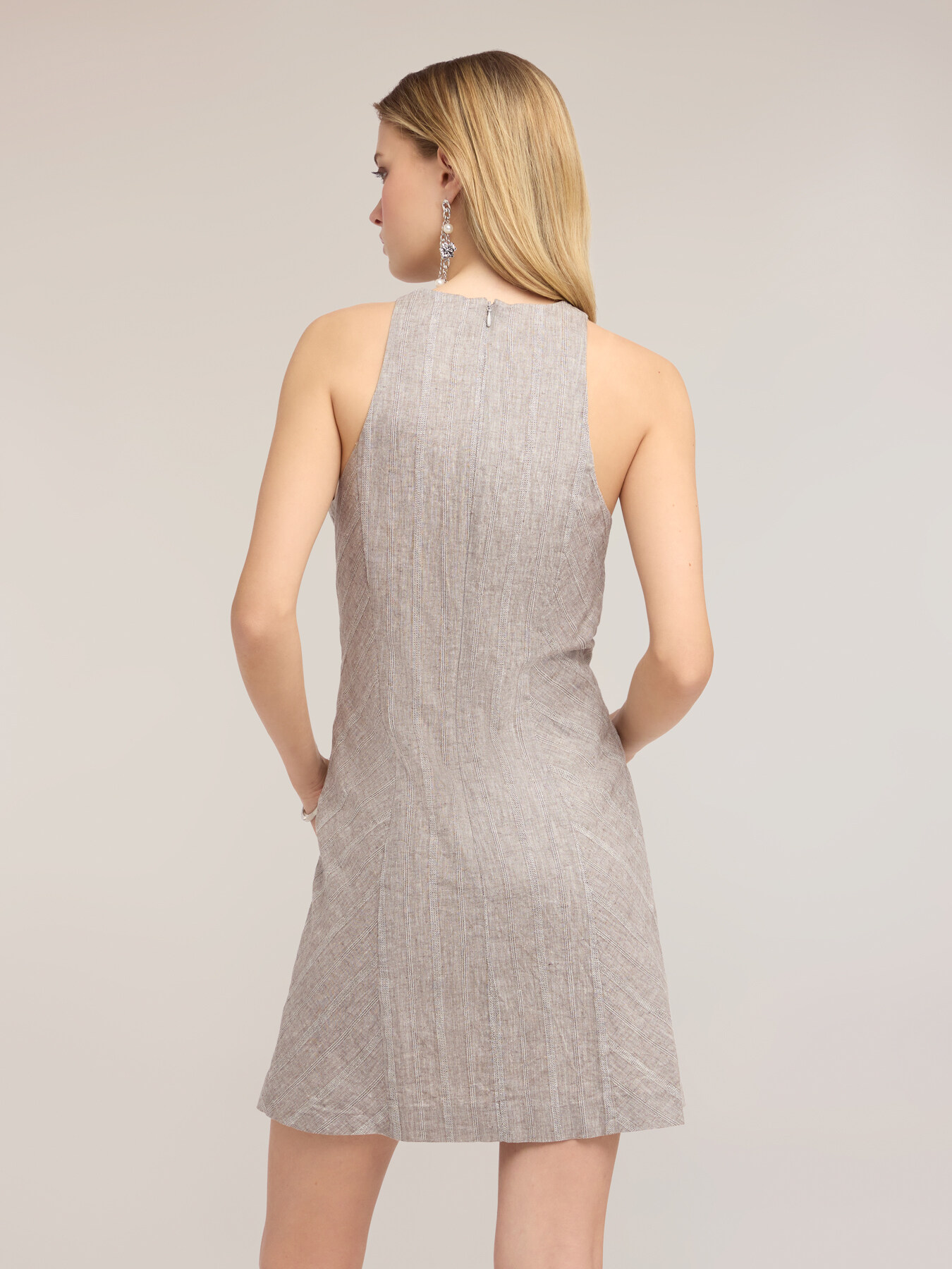 Short dress in yarn-dyed linen blend image number 1