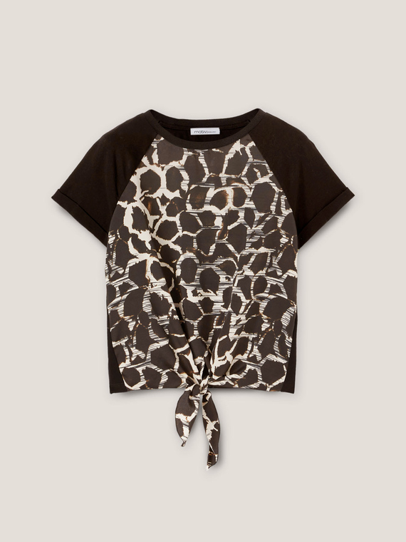 T-shirt with ethnic patterned knot