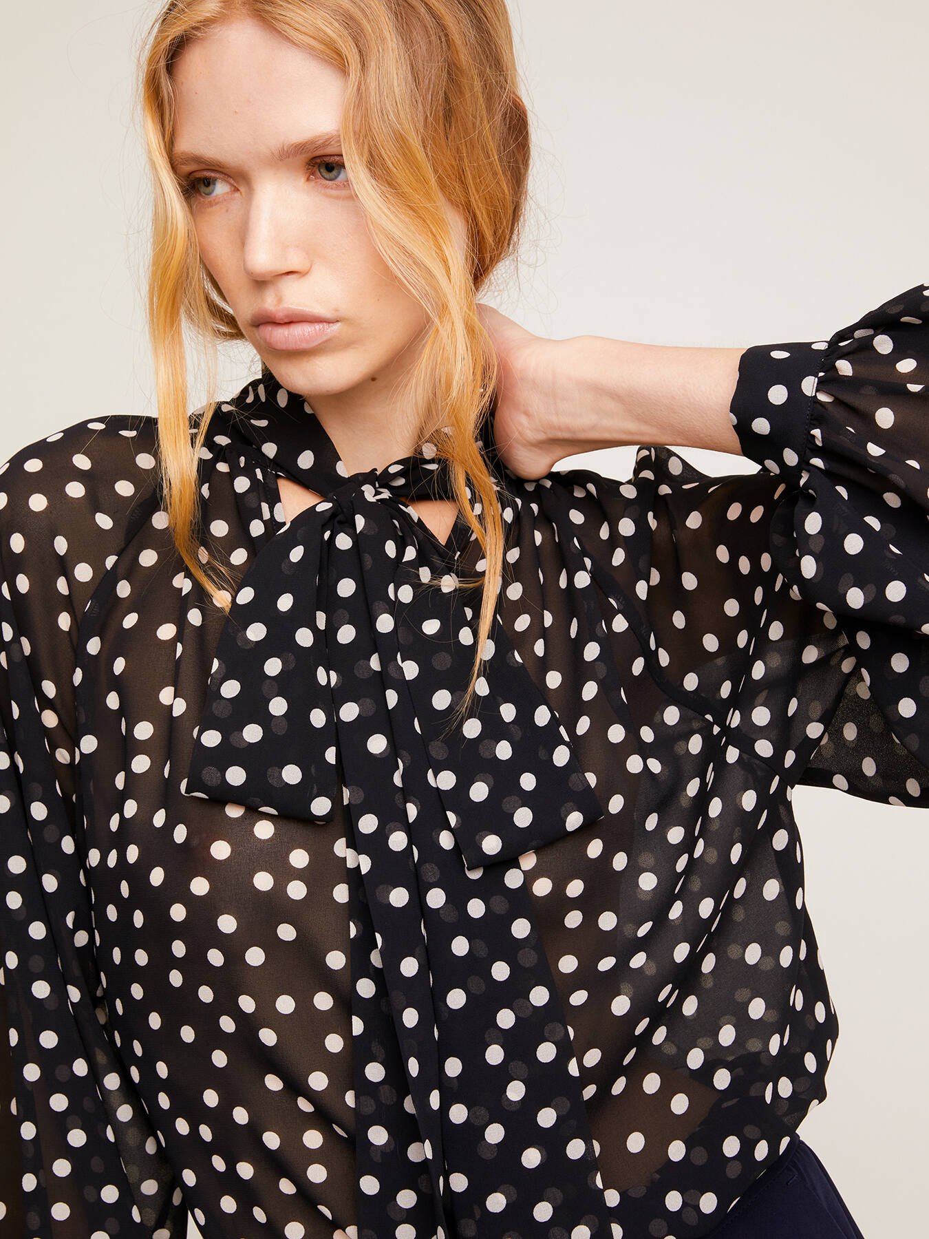 Oversize-Bluse mit Polka-Dot-Print image number 2